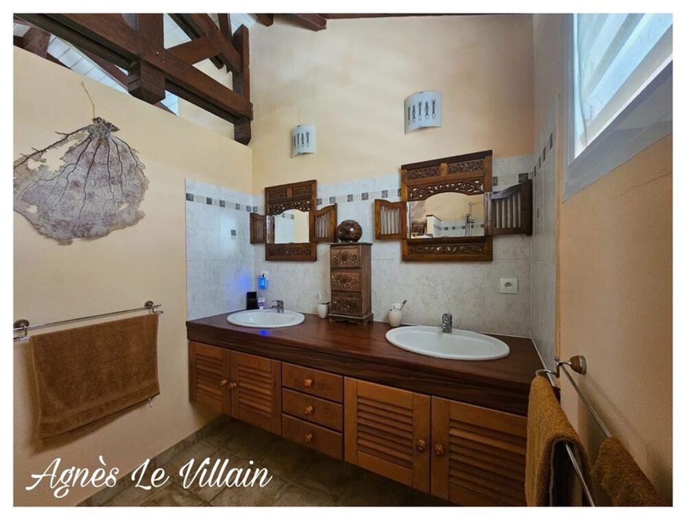 � vendre  Villa Sainte-Rose (97115)