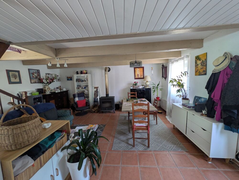 Vente Maison LANGOËLAN JOLIE MAISON DE CARACTÈRE DE 80M² ENVIRON 4 PIÈCES PARCELLE DE 230M² ENVION Langoelan