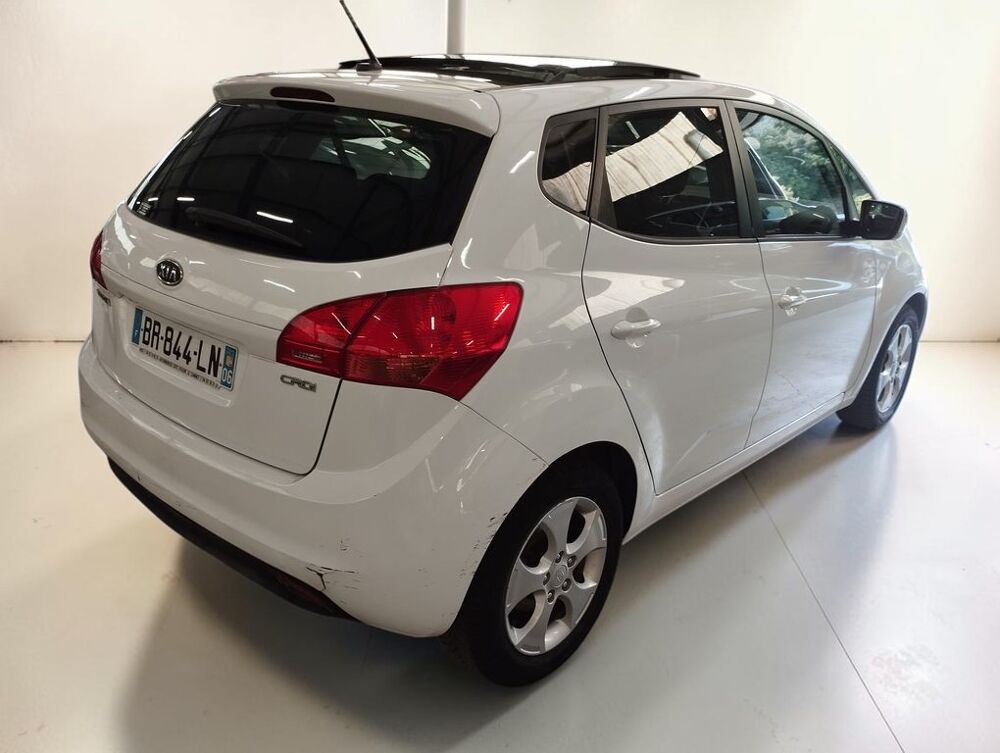 Venga 1.6 CRDI 115 GRANDE VITA 5P 2011 occasion 06640 Saint-Jeannet