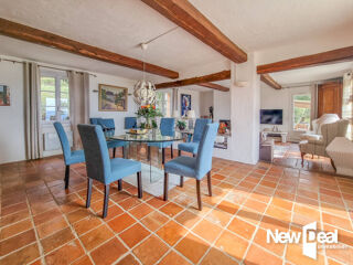 Vente Villa MONTAUROUX, Splendide villa orientée plein sud, nichée dans un domaine calme et verdoyant Montauroux