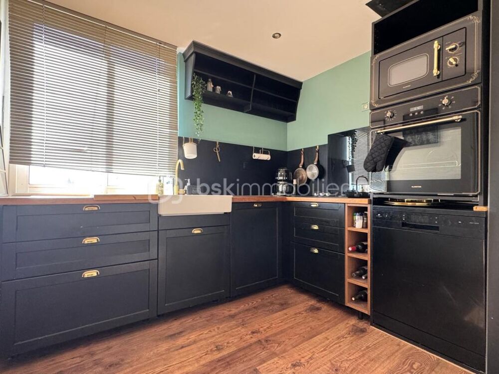 Vente Appartement A deux pas du centre de FRONTIGNAN – Appartement T4 3 chambres de 80 m² avec balcon et caves Frontignan