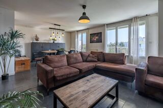  Appartement à louer 4 pièces 89 m²