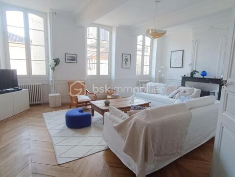   Elégante demeure au cœur du centre historique de Lectoure - Garage et Terrasse/Jardin Maison - 9 pièce(s) - 339 m²