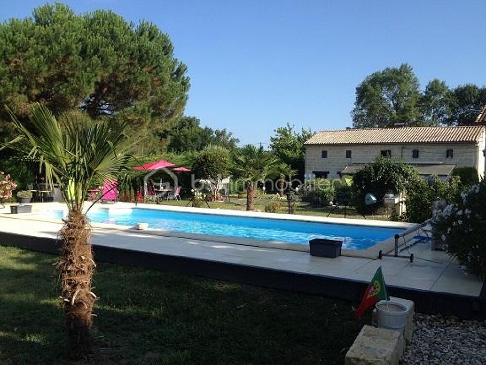 MAGNIFIQUE PROPRIETE DE 257 M2 AVEC 6 CHAMBRES, 4 SDB, PISCINE ET UN GITE DE 67 M2 AVEC 2 CHAMBRES !!!