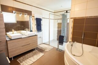  Maison à vendre 5 pièces 220 m²