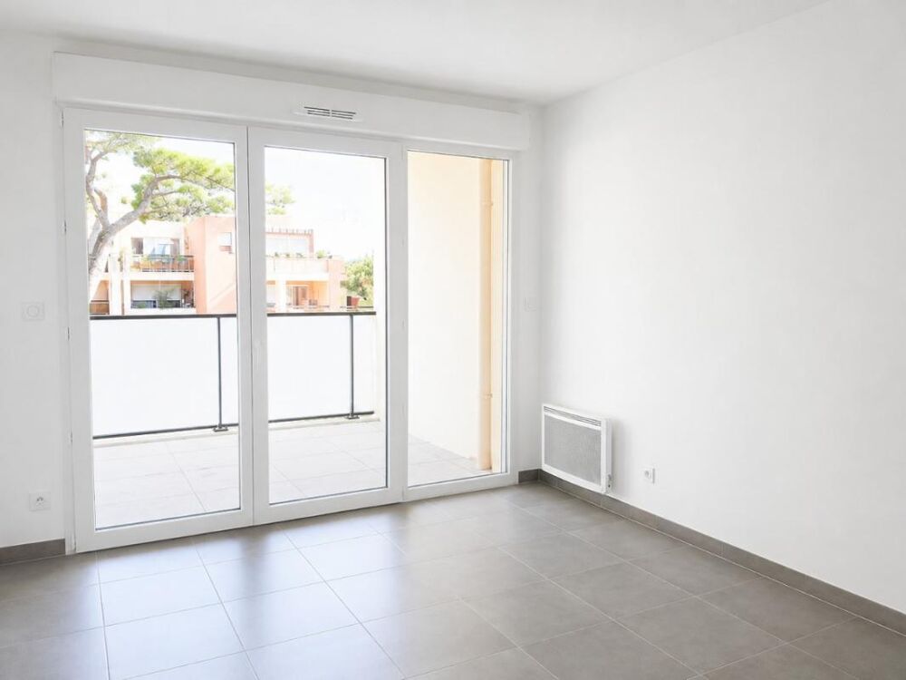 Location Appartement T2 avec terrasse et parking à TOULON Toulon