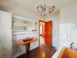  Maison  vendre 10 pices 280 m