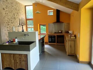  Ferme � vendre 6 pi�ces 165 m� Rilhac rancon