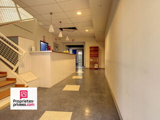  Maison  vendre 9 pices 300 m