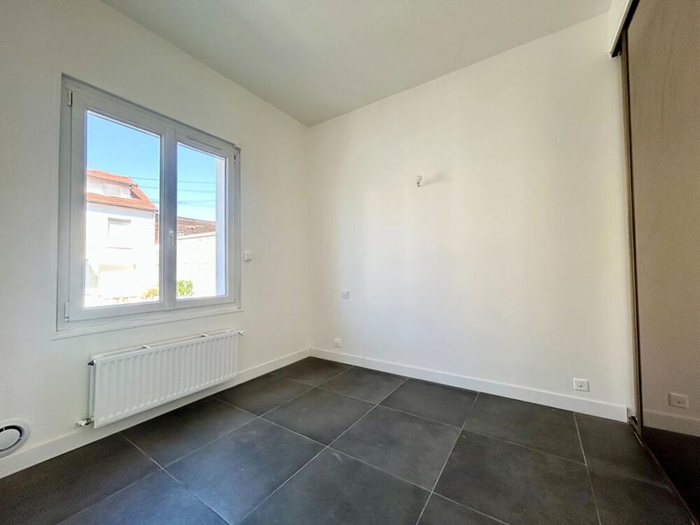 Fontenay Maison proche RER 15 min avec 2 terrasses, jardin et garage