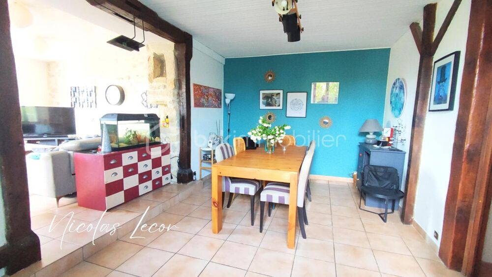 Maison familiale 180 m² au coeur de Nérondes  Proche base dAvord