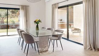  Villa  vendre 7 pices 384 m