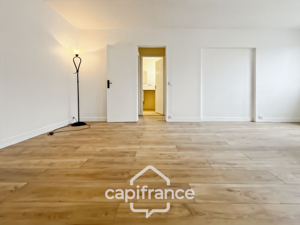 Location Appartement Appartement en excellent état, à louer 2 pièces, 4ème et dernier étage, avec ascenseur et 1 place de parking, à BOISSY SAINT LEG Boissy saint leger