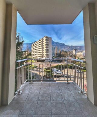  Appartement � vendre 3 pi�ces 80 m�