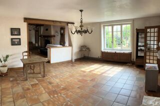  Maison  vendre 8 pices 241 m