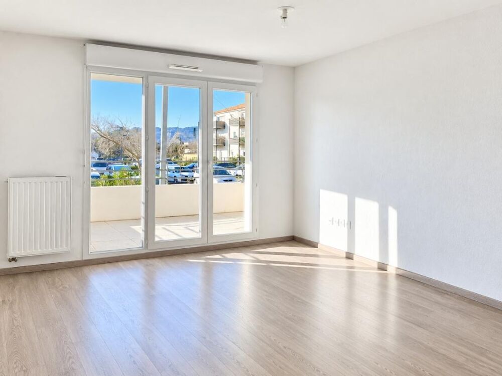 T2 avec balcon et parking à CAVAILLON
