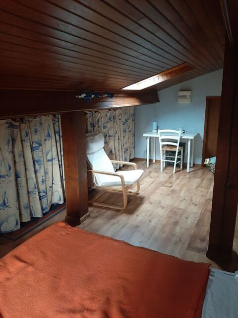   Maison de 140m2 � louer sur Saint-Ciers-d'Abzac Maison - 4 pi�ce(s) - 140 m�