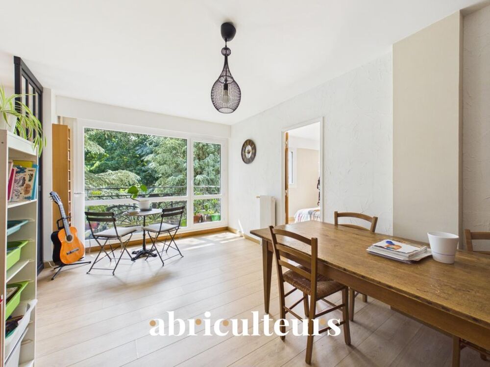 Vente Appartement Quartier Tillay, proche commerces et transports - Appartement familial de 137m², 4 chambres - rue des Irlandais, 44800 Saint-Her Saint herblain