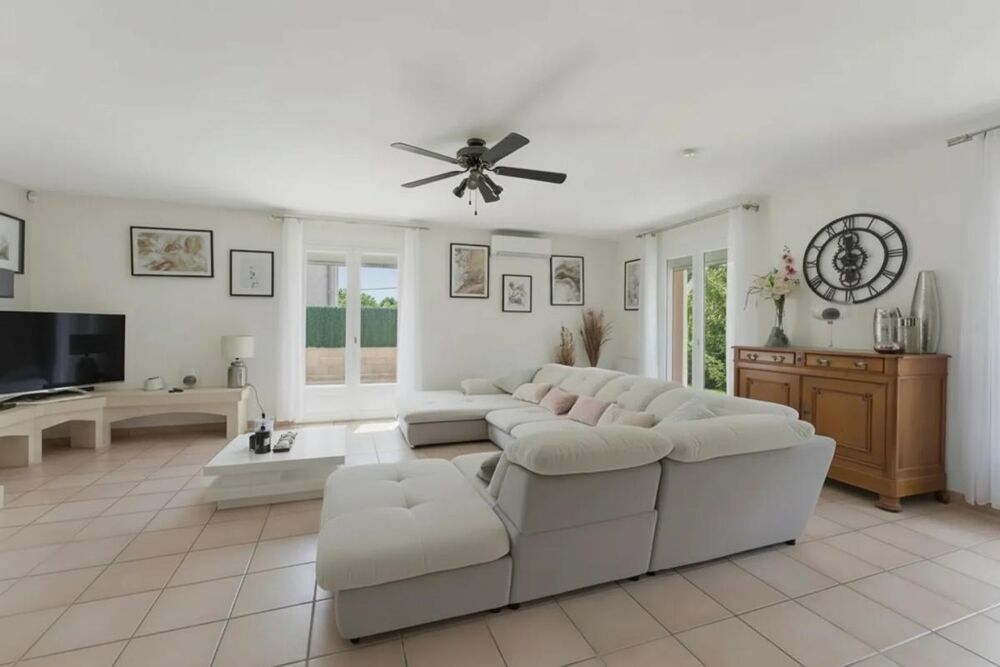 Maison de 6 pièces de 154 m² à Blésignac