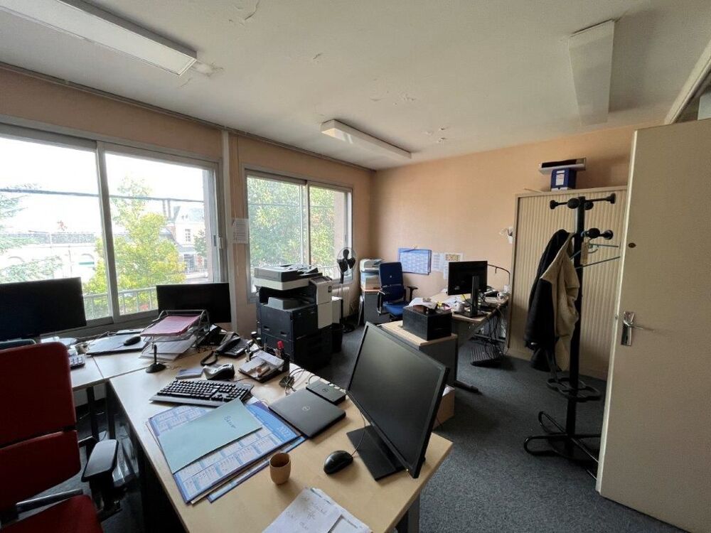   Secteur gare Rodez, ensemble de bureaux en étage Rodez