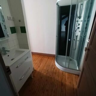  Appartement à louer 2 pièces 57 m² Peronne