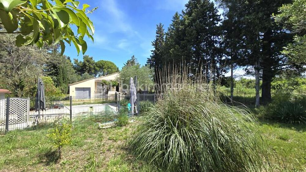 BAISSE DE PRIX : VILLA individuelle,105 m², 4 chambres, Terrain clos 1485 m² et Piscine