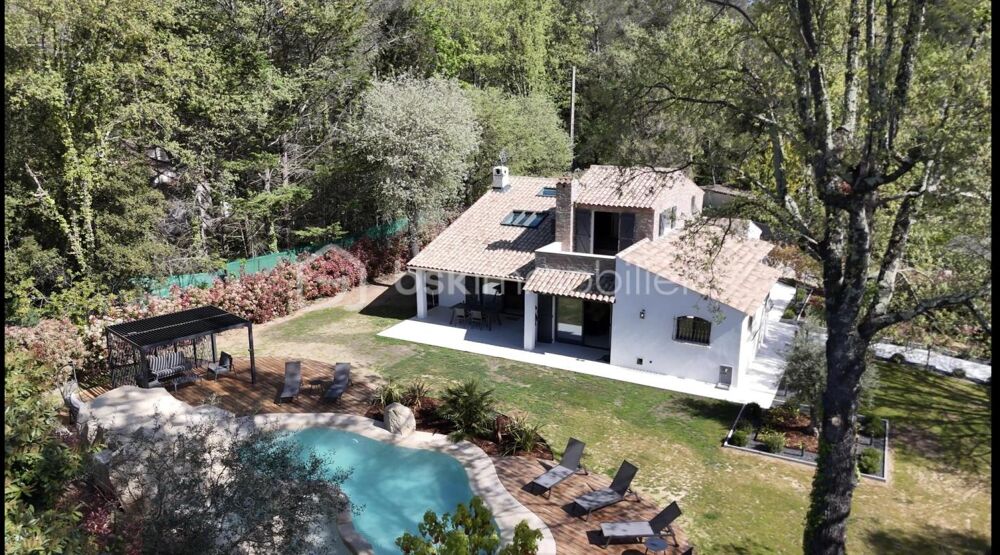 ROQUEFORT-LES-PINS - SUPERBE VILLA CONTEMPORAINE AU CALME ABSOL