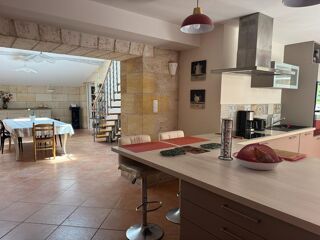  Maison à vendre 8 pièces 211 m²