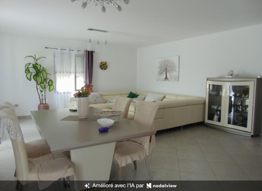 Au 31290 Belle villa sur grand terrain avec piscine