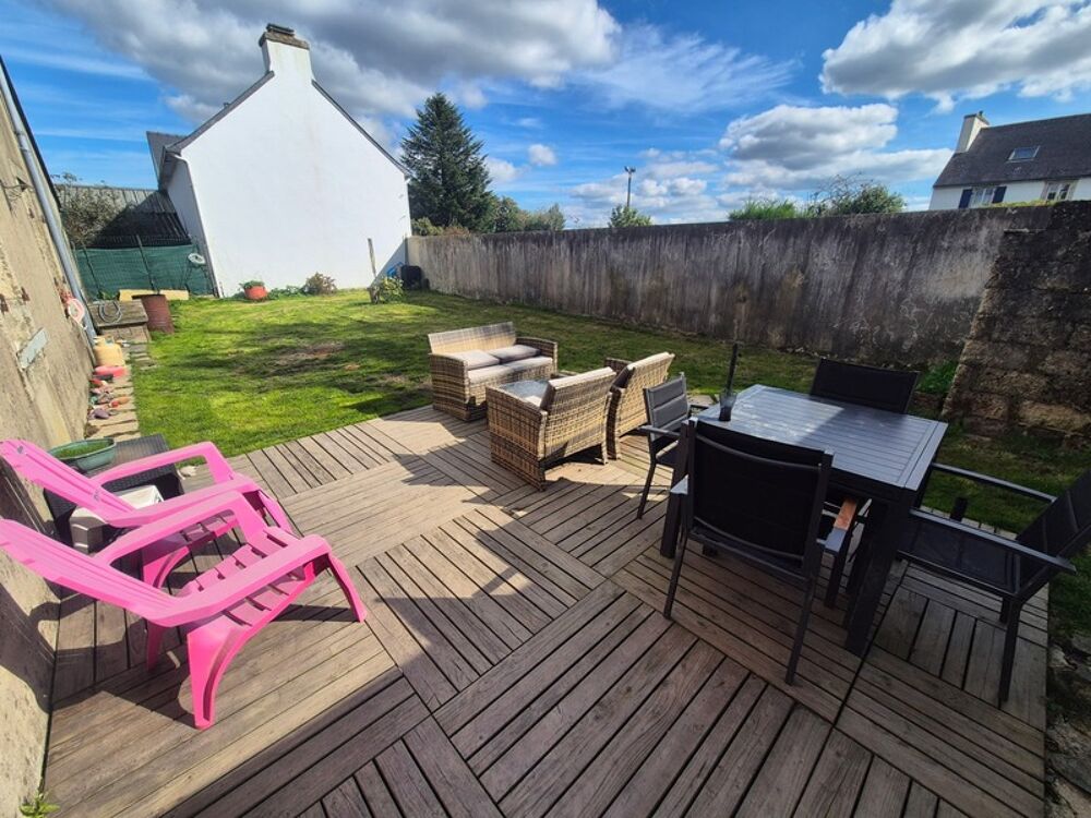 ? Maison familiale  Centre bourg de Laz  108 m² habitables + potentiel - Visite virtuelle