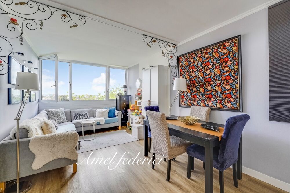 ? SAINT-MAUR-DES-FOSSÉS  APPARTEMENT COUP DE COEUR AU DERNIER ÉTAGE AVEC VUE DÉGAGÉE ?