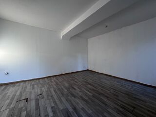  Immeuble à vendre 7 pièces 157 m²