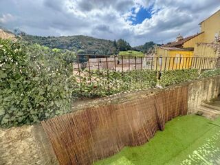  Immeuble à vendre 13 pièces 325 m²