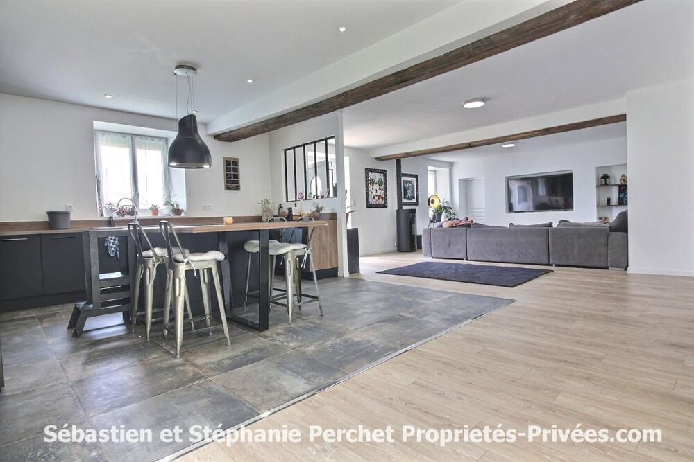 En exclusivité - Corps de ferme 362 m² - 8 chambres -terrain 1,2 ha - granges 500 m²