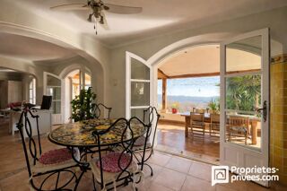  Maison � vendre 6 pi�ces 214 m�