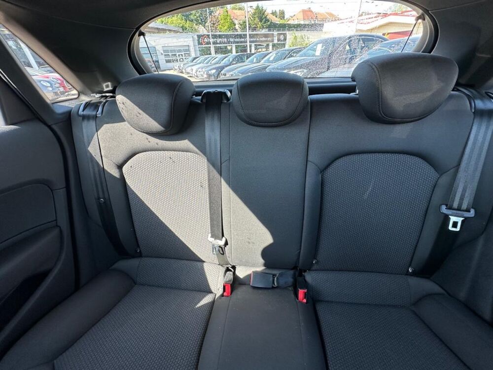 A1 SPORTBACK 1.6 TDI 90 AMBIENTE S tronic 2013 occasion 78240 Chambourcy