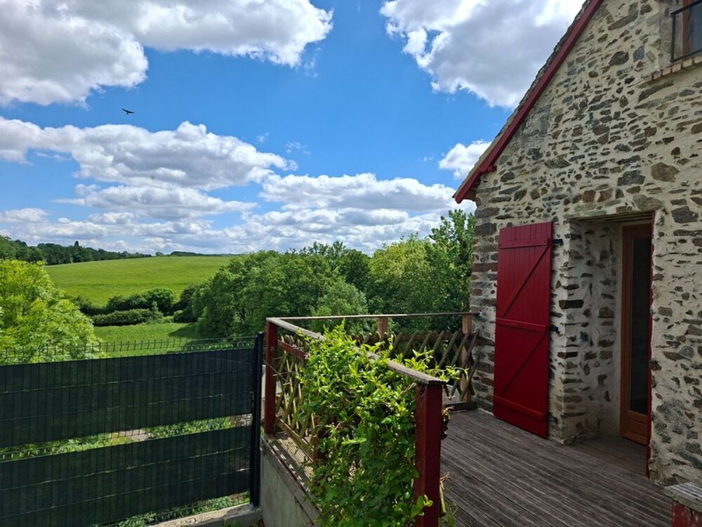 Jolie maison authentique en pierre, Au coeur des Alpes Mancelles, 160m2 surface totale sur Cave, 66 m2 Séjour, jardin clos, 3 ch