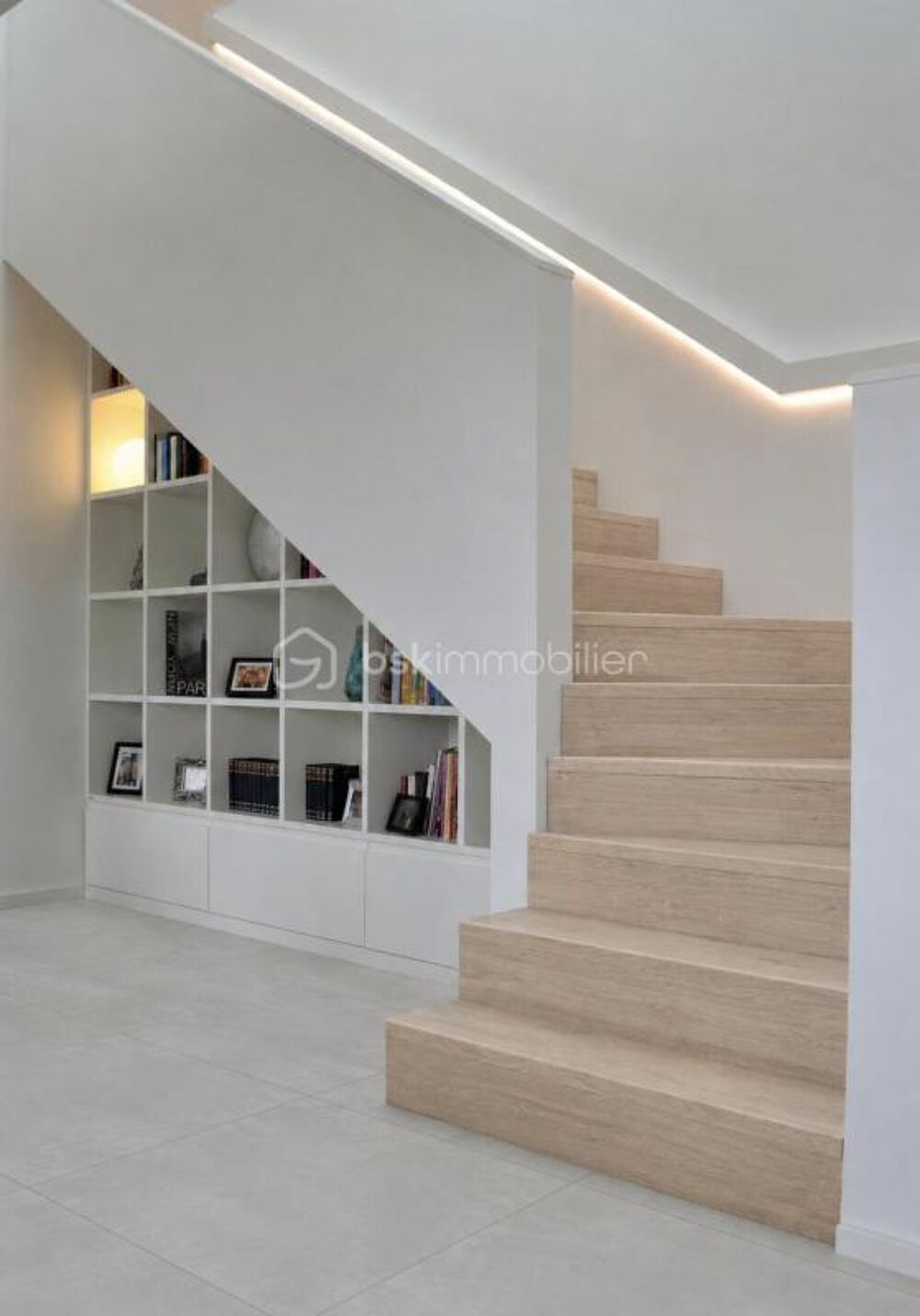 APPARTEMENT DUPLEX 145 M2 ANNECY LE VIEUX QUARTIER POMMARIES