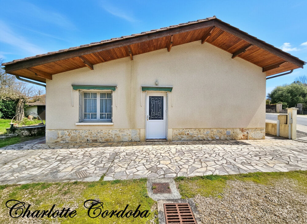 Maison plain-pied 3 chambres - Double garage - Dépendances - 2980 m² de terrain et bois