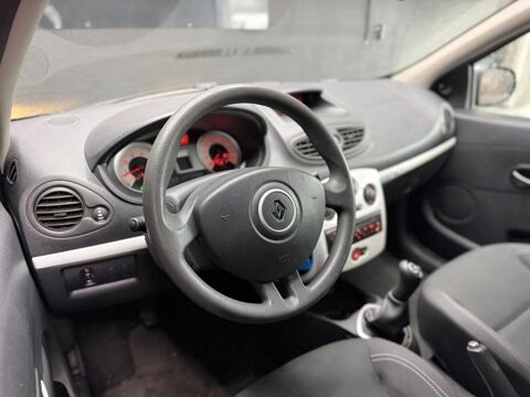 Clio III S&eacute;rie S 2010 occasion 73000 Chambery