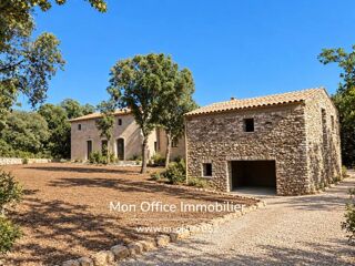  Maison à vendre 8 pièces 275 m²
