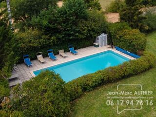  Maison à vendre 15 + pièces 422 m²