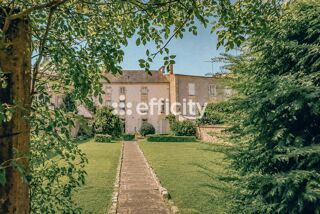  Propriété/château à vendre 8 pièces 255 m²