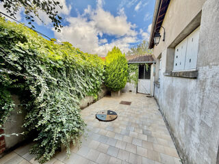  Maison à vendre 10 pièces 209 m²