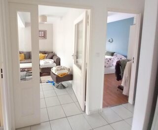  Appartement à louer 3 pièces 70 m²