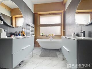  Appartement à vendre 6 pièces 146 m²