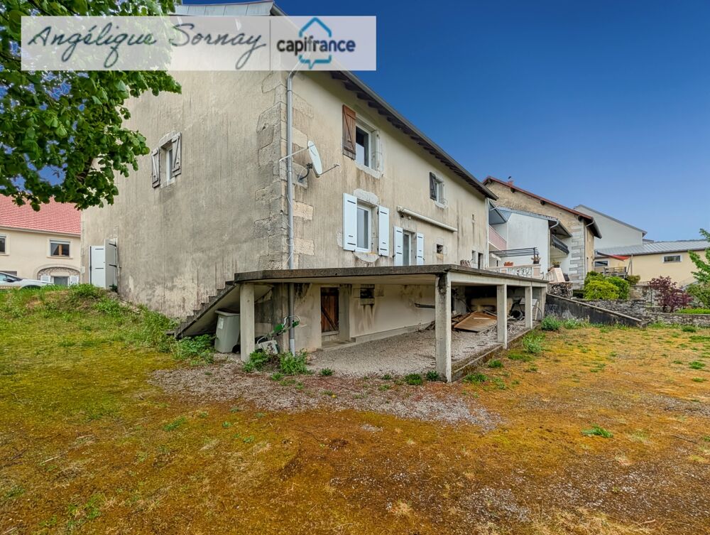 Maison familiale rénovée partiellement avec grange et vastes espaces  Jura BONLIEU