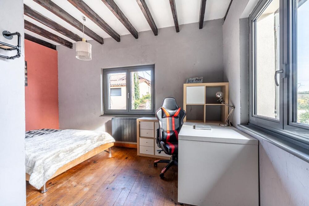 � vendre  Maison Massieux (01600)