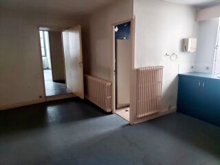  Immeuble à vendre 9 pièces 165 m²
