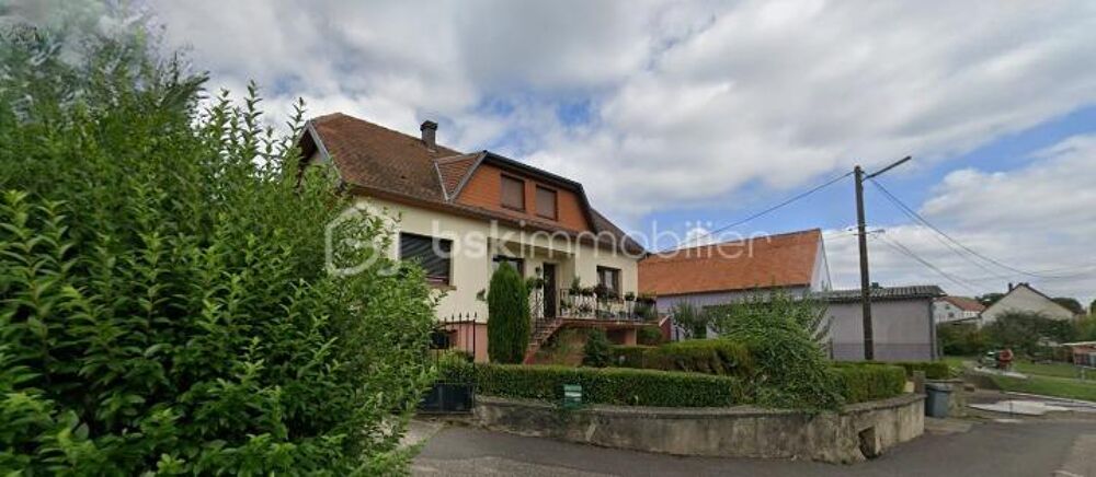 Vente Propriété/Château Grande maison familiale avec 2 logements, dépendances, hangar et box chevaux – Epping Epping